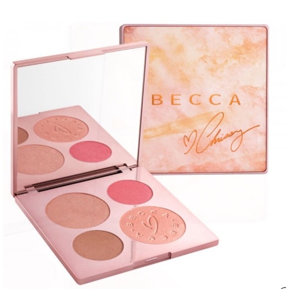 BECCA X Chrissy Teigen Glow Face Palette NEW NIB
